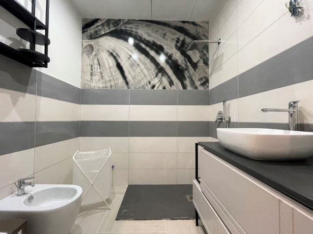 Image No.39-1 Bed House for sale