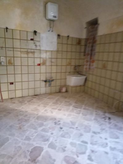 Image No.3-2 Bed House for sale