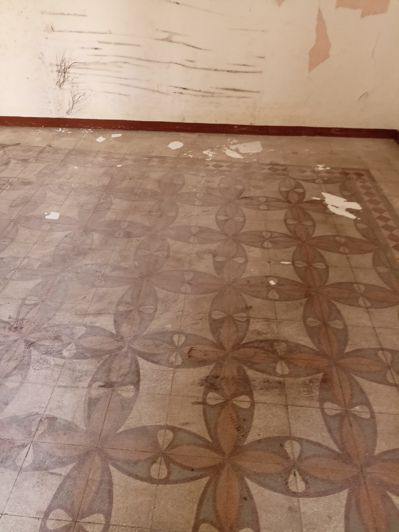 Image No.8-2 Bed House for sale