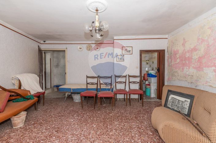 Image No.16-3 Bed House for sale