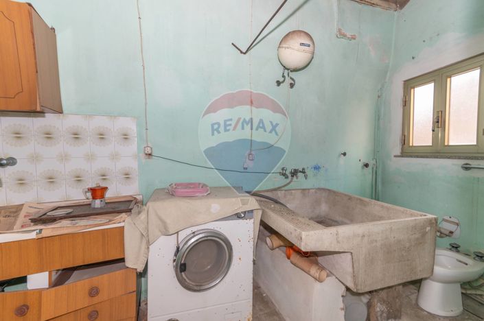 Image No.20-3 Bed House for sale