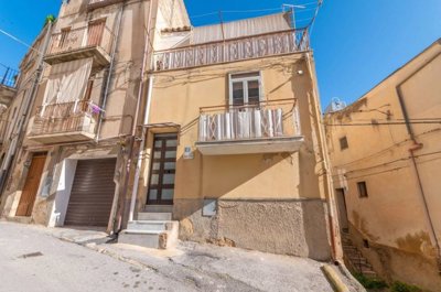 1 - Caltagirone, House