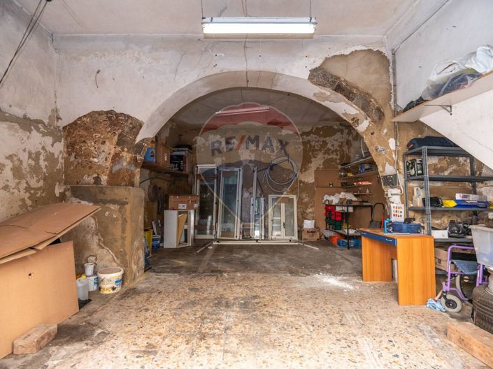 Image No.22-2 Bed House for sale