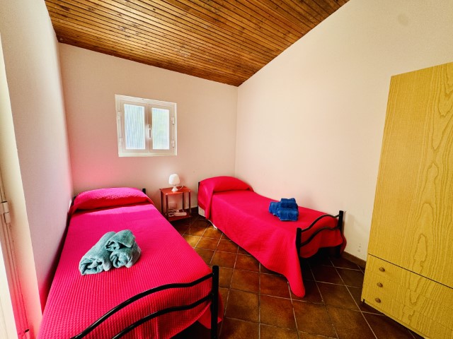 Image No.25-5 Bed Villa for sale