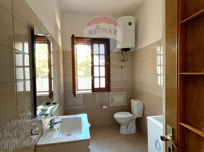 Image No.25-6 Bed Villa for sale