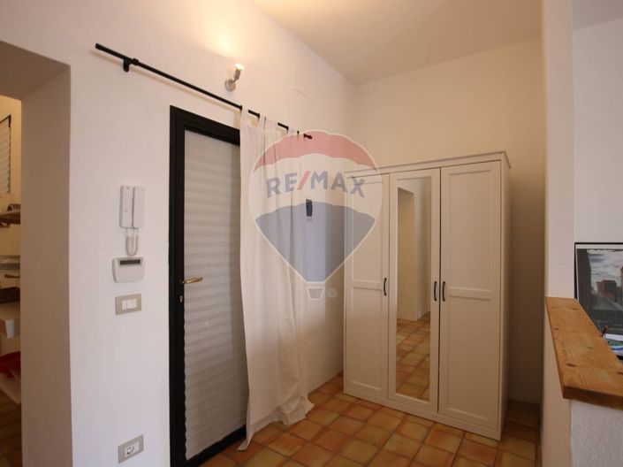 Image No.10-5 Bed House for sale