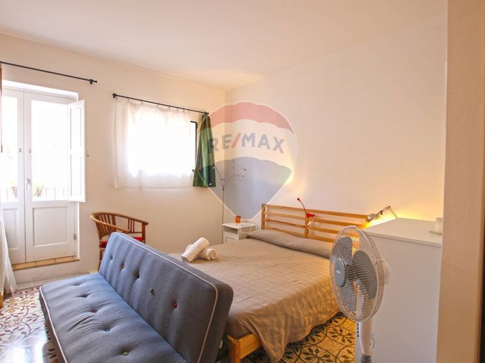 Image No.15-5 Bed House for sale