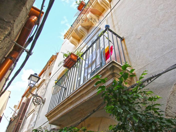 Image No.5-5 Bed House for sale