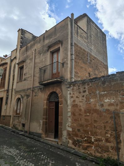 Image No.1-Maison de 2 chambres à vendre à Sambuca di Sicilia