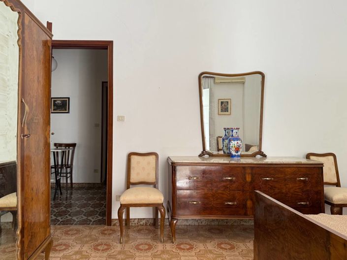 Image No.14-3 Bed Apartment for sale