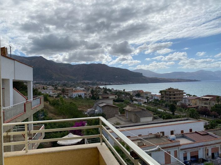 Image No.8-Appartement de 3 chambres à vendre à Alcamo