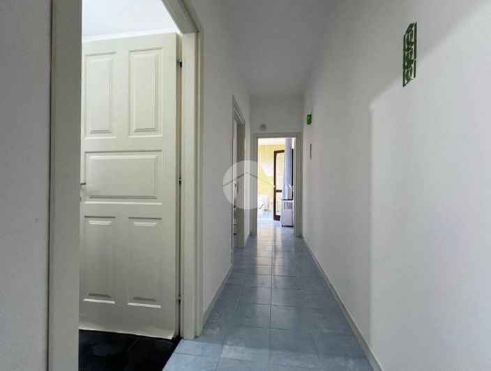 Image No.10-2 Bed Villa for sale