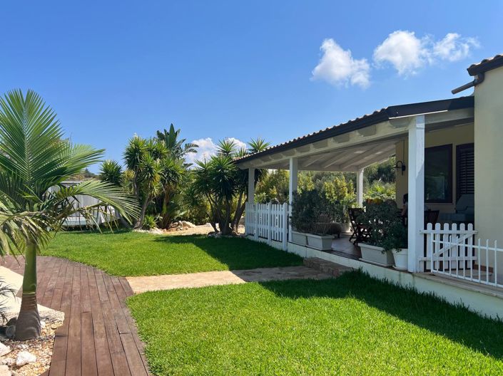 Image No.2-2 Bed Villa for sale