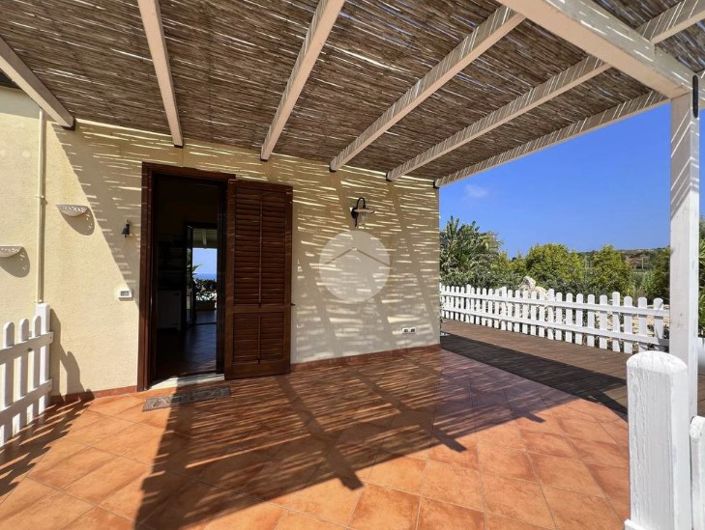 Image No.4-2 Bed Villa for sale