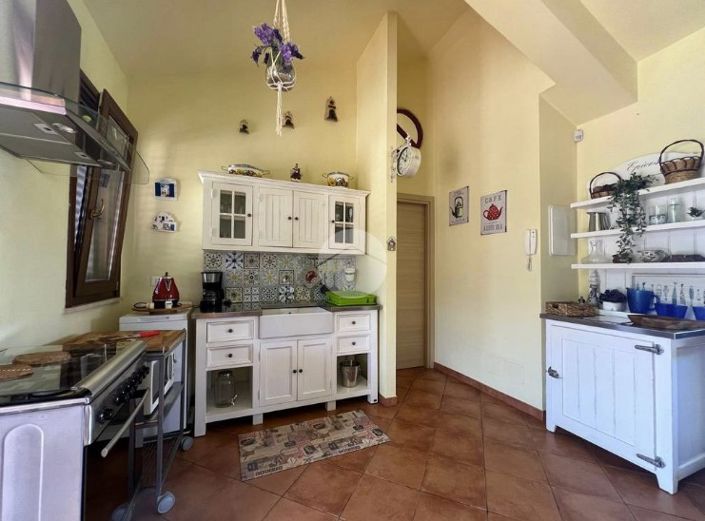 Image No.9-2 Bed Villa for sale