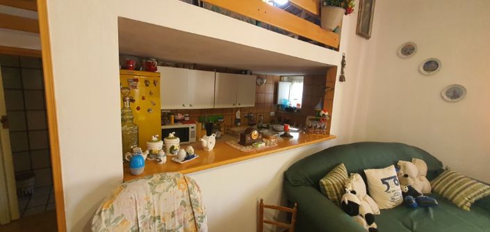 Image No.12-3 Bed Property for sale