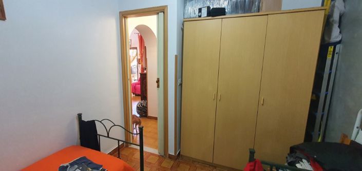 Image No.17-3 Bed Property for sale