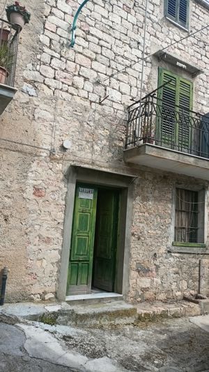 Image No.2-Maison de 1 chambre à vendre à Bisacquino