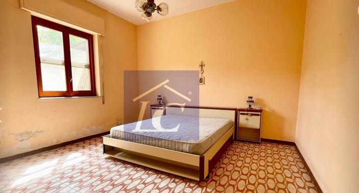 Image No.11-4 Bed Villa for sale