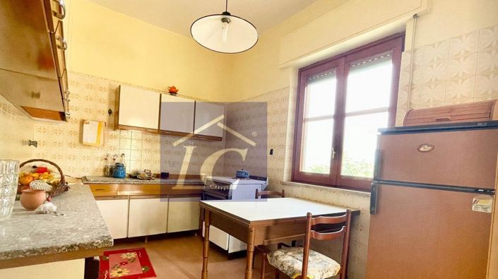 Image No.7-4 Bed Villa for sale