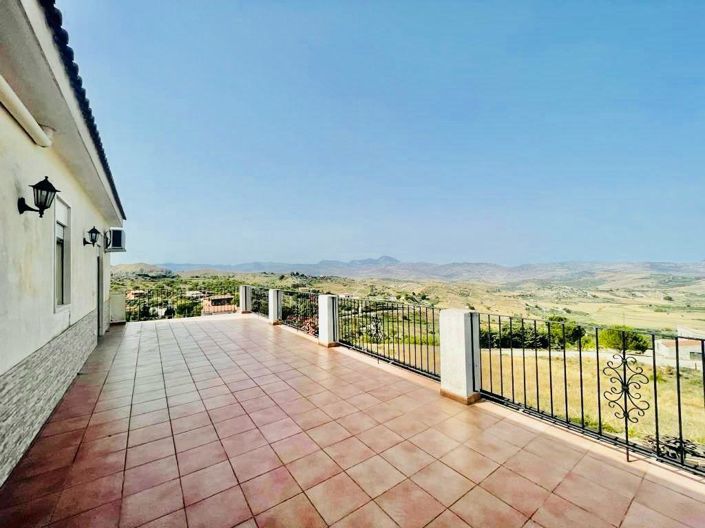 Image No.20-Villa de 4 chambres à vendre à Santa Elisabetta