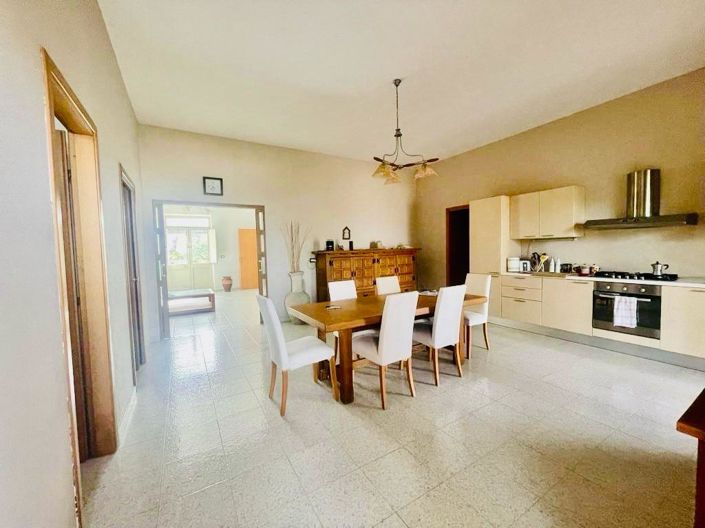 Image No.3-Villa de 4 chambres à vendre à Santa Elisabetta