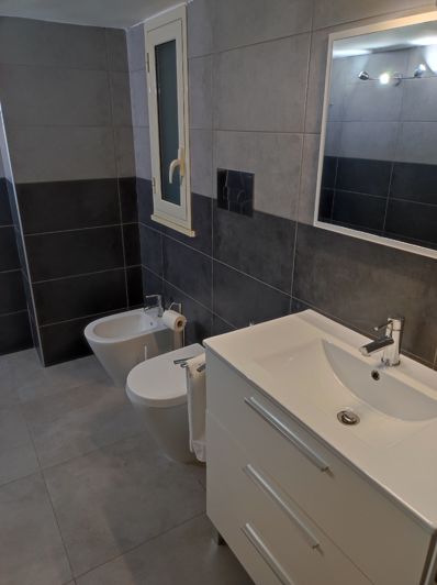 Image No.18-3 Bed Apartment for sale