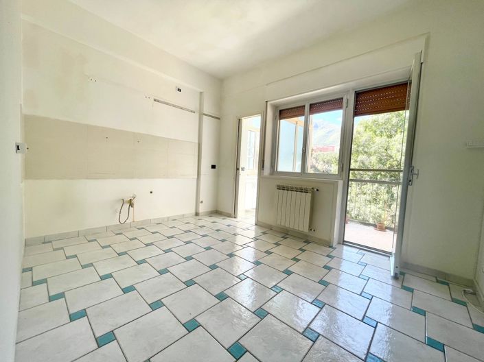 Image No.15-Appartement de 3 chambres à vendre à Termini Imerese