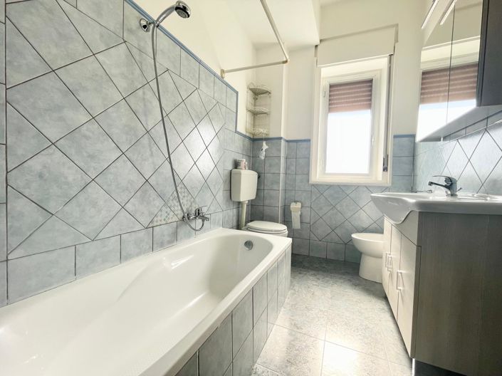 Image No.18-Appartement de 3 chambres à vendre à Termini Imerese