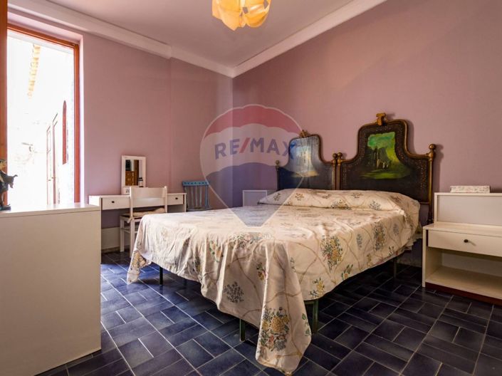 Image No.28-4 Bed Villa for sale