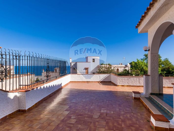 Image No.39-4 Bed Villa for sale