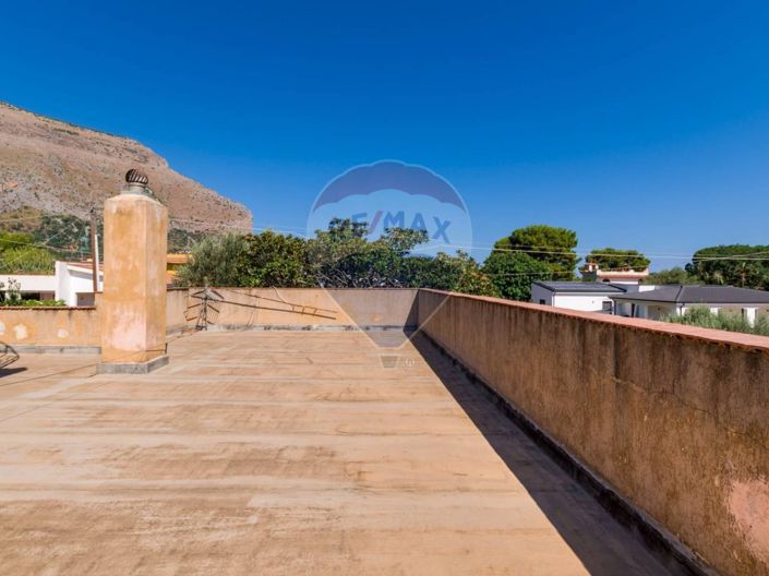 Image No.13-Villa de 3 chambres à vendre à Palermo