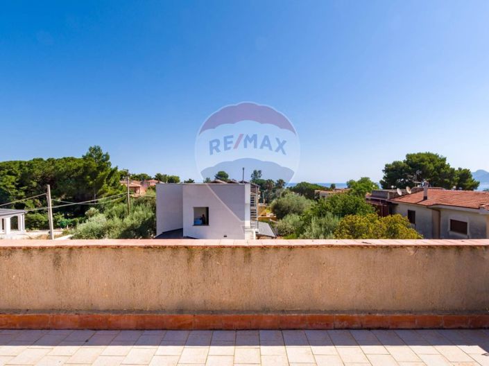 Image No.15-Villa de 3 chambres à vendre à Palermo