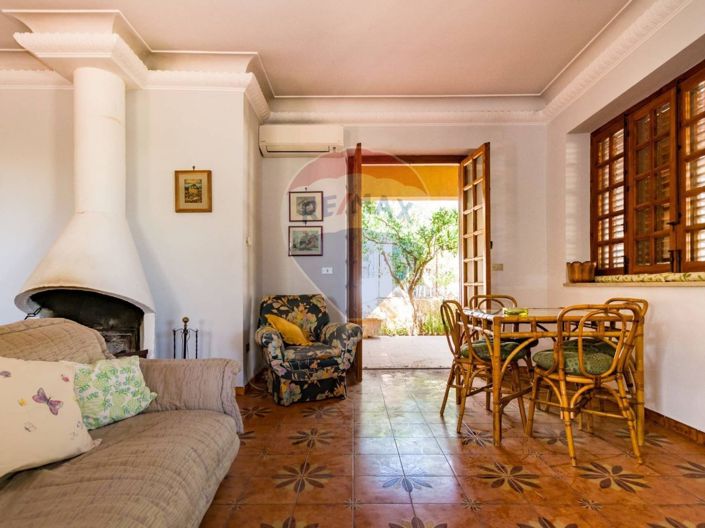 Image No.18-Villa de 3 chambres à vendre à Palermo