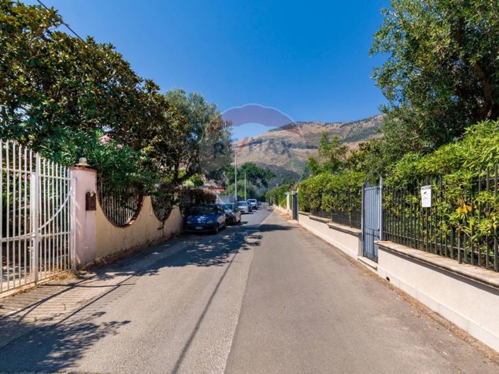 Image No.26-Villa de 3 chambres à vendre à Palermo