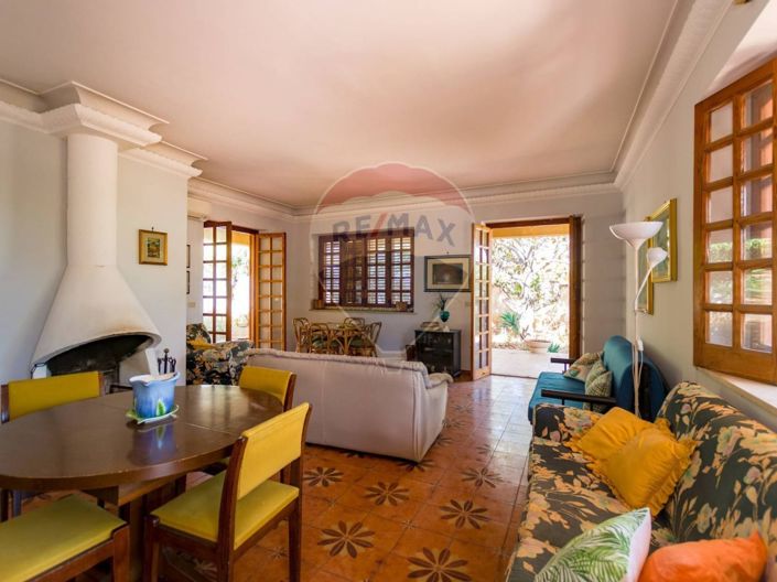 Image No.32-Villa de 3 chambres à vendre à Palermo