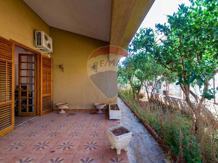 Image No.6-Villa de 3 chambres à vendre à Palermo