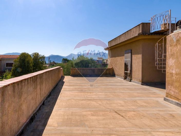 Image No.8-Villa de 3 chambres à vendre à Palermo