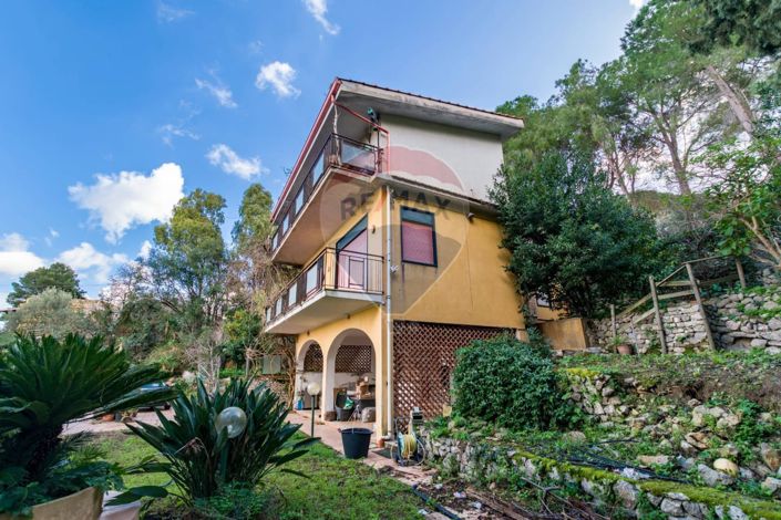 Image No.2-Villa de 3 chambres à vendre à Carini