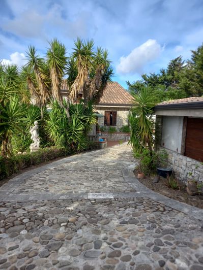 Image No.3-2 Bed Villa for sale