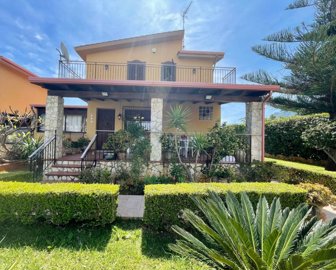 1 - Sicily, Villa