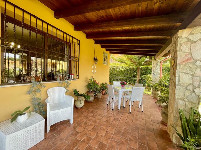 Image No.29-3 Bed Villa for sale