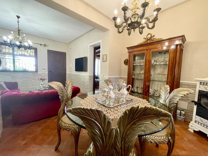 Image No.7-3 Bed Villa for sale