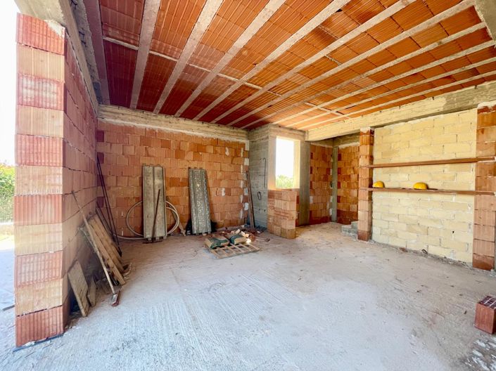 Image No.18-3 Bed Villa for sale