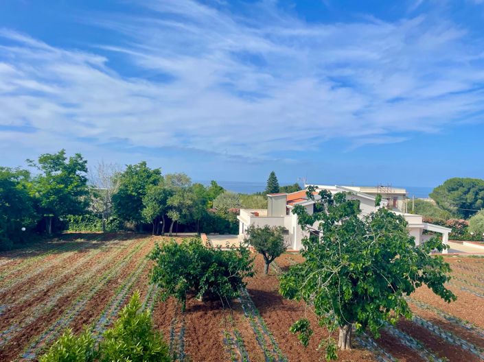 Image No.47-2 Bed Villa for sale