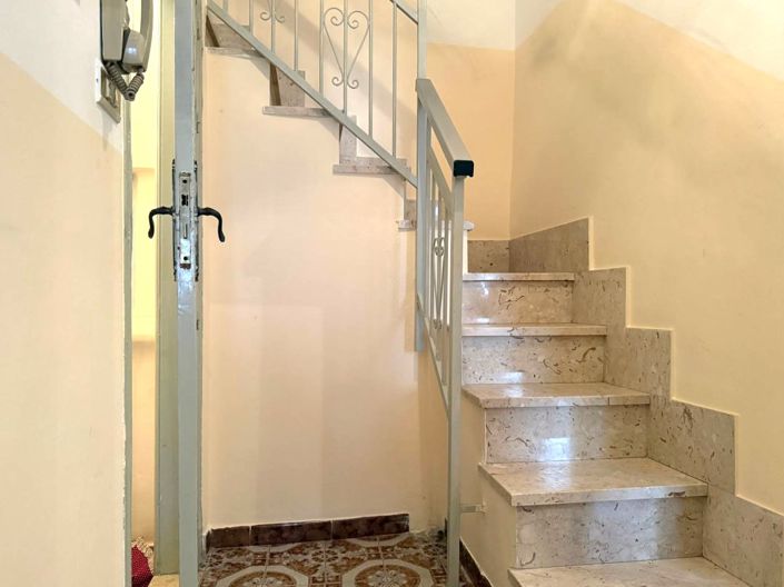 Image No.14-4 Bed House for sale