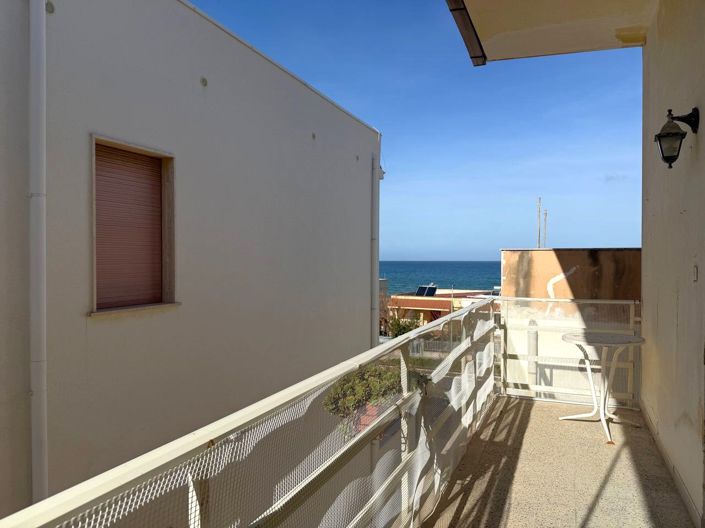 Image No.22-2 Bed House for sale