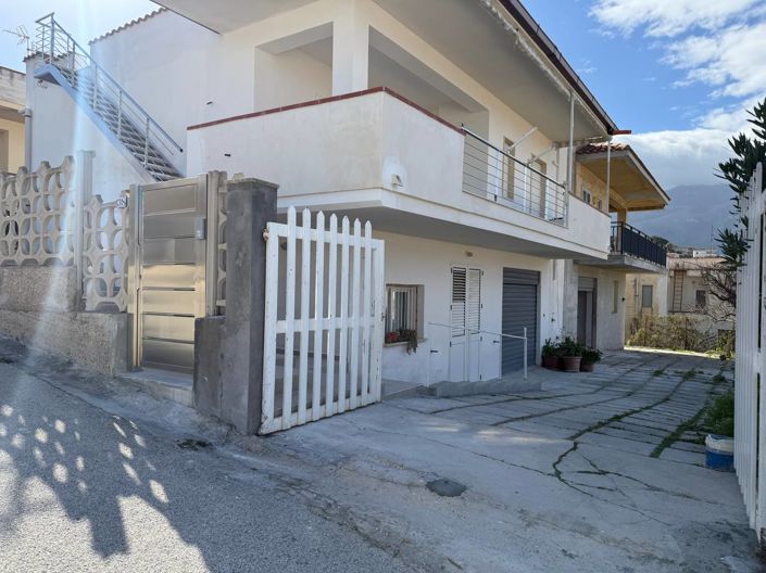 Image No.2-Villa de 2 chambres à vendre à Alcamo