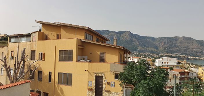 Image No.1-3 Bed Apartment for sale
