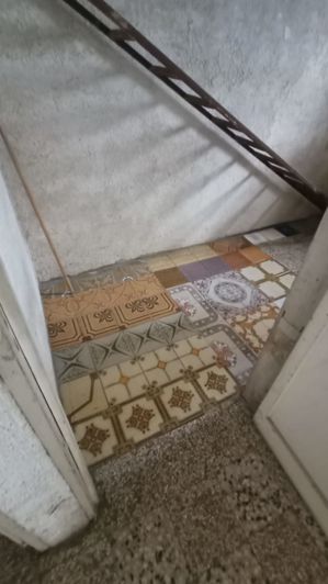 Image No.9-2 Bed House for sale